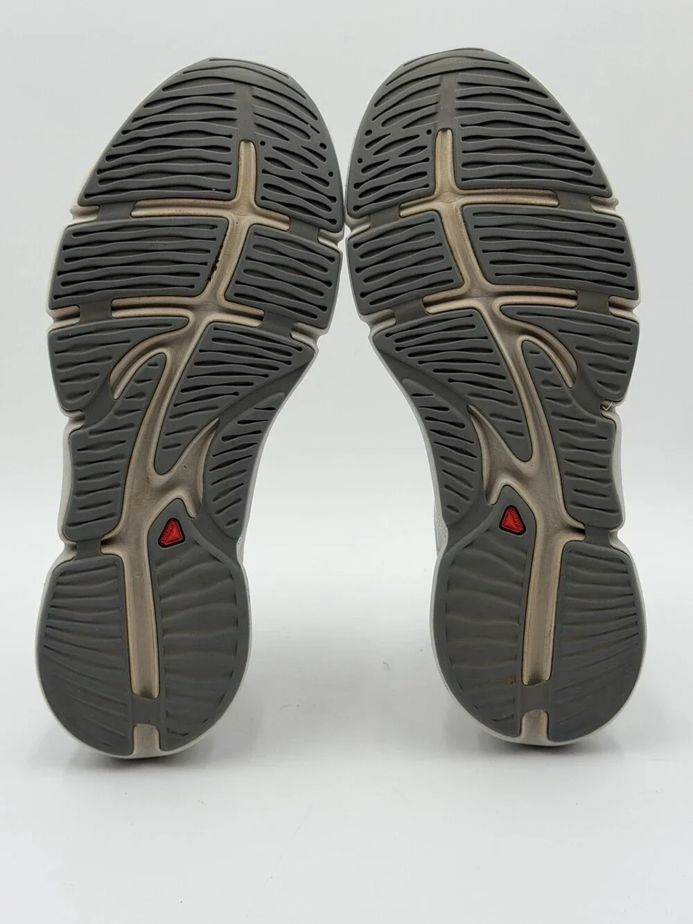 Salomon Predict Soc Men’s Size 9.5 Light Gray  Shoes Sneakers 411265